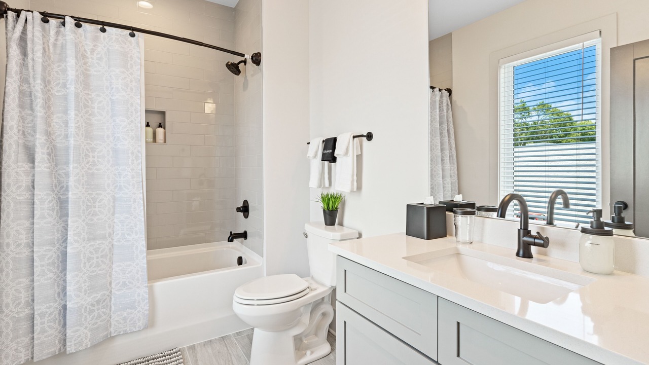 Photo of Bathroom in Eastwood