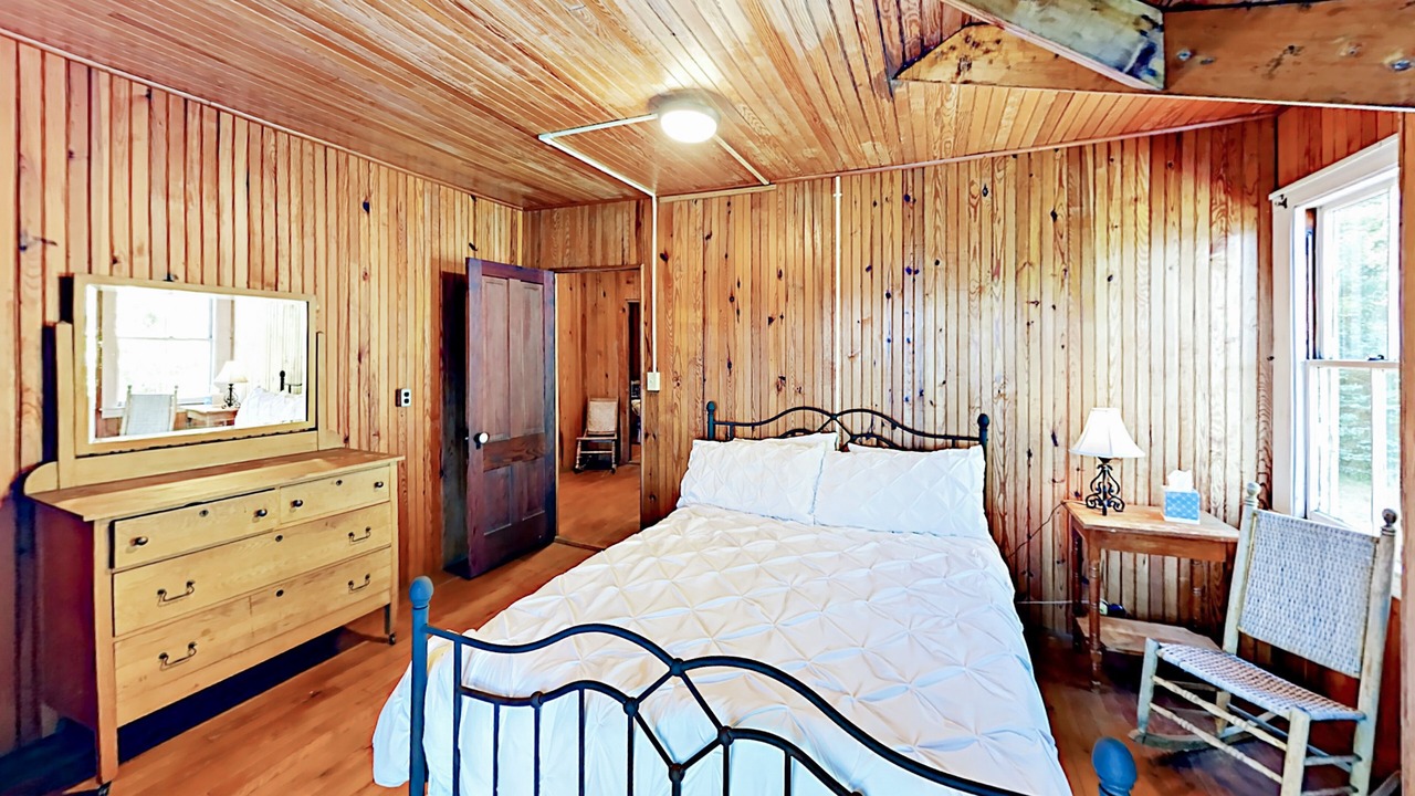 Photo of Bedroom in Friendship