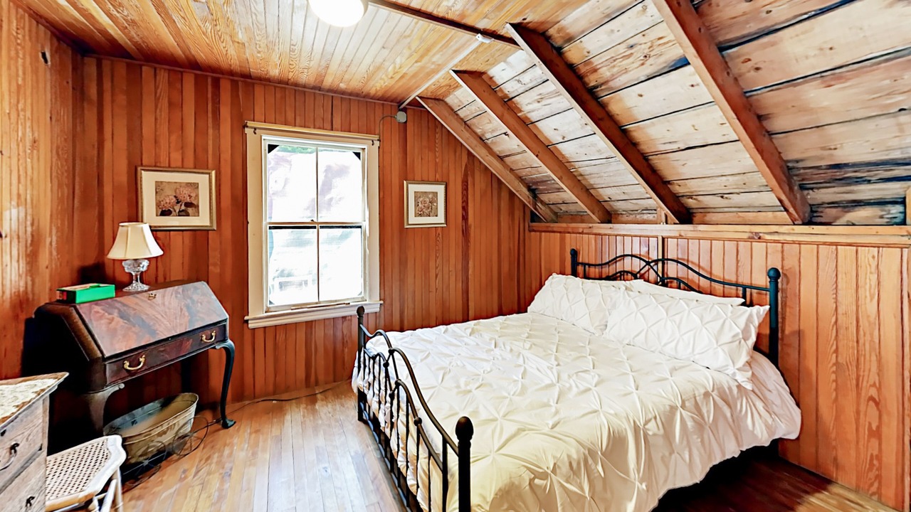 Photo of Bedroom in Friendship