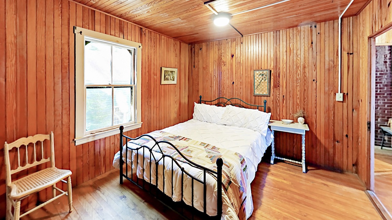 Photo of Bedroom in Friendship