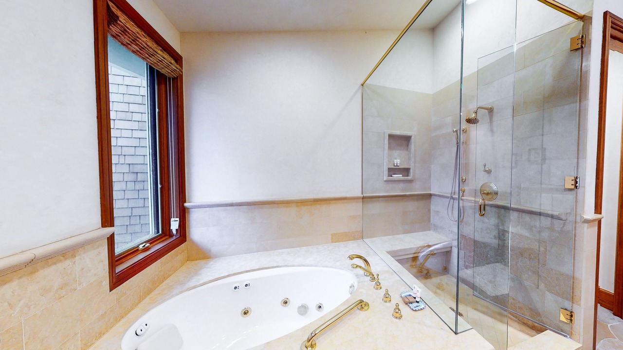Photo of Bathroom in West End