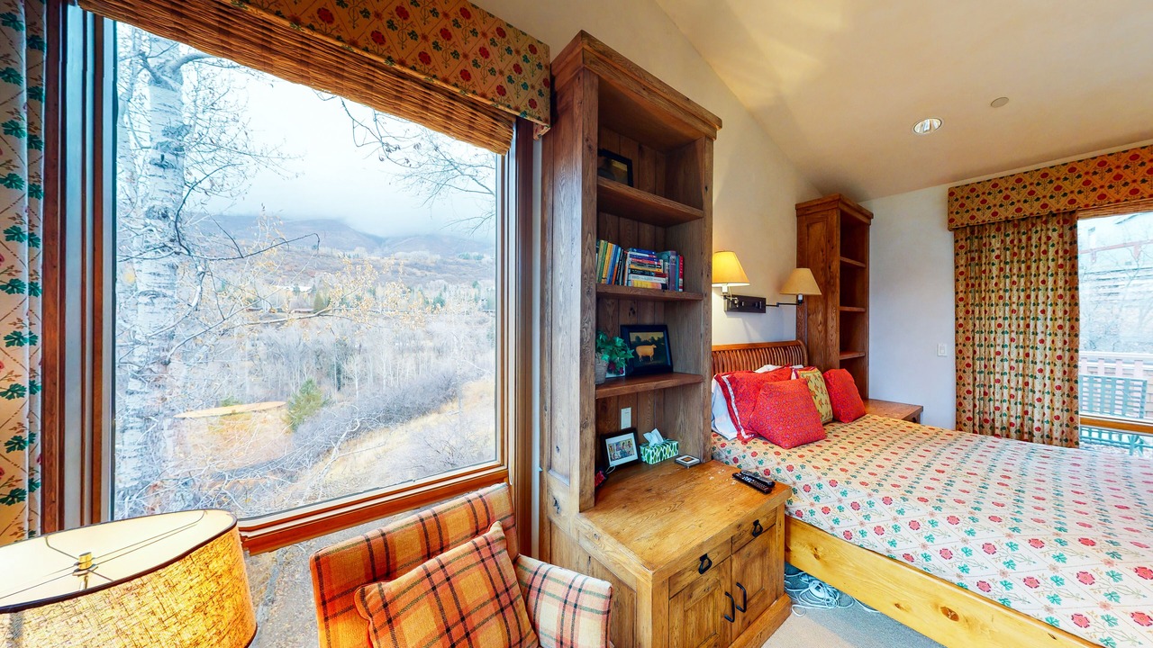 Photo of Bedroom in West End