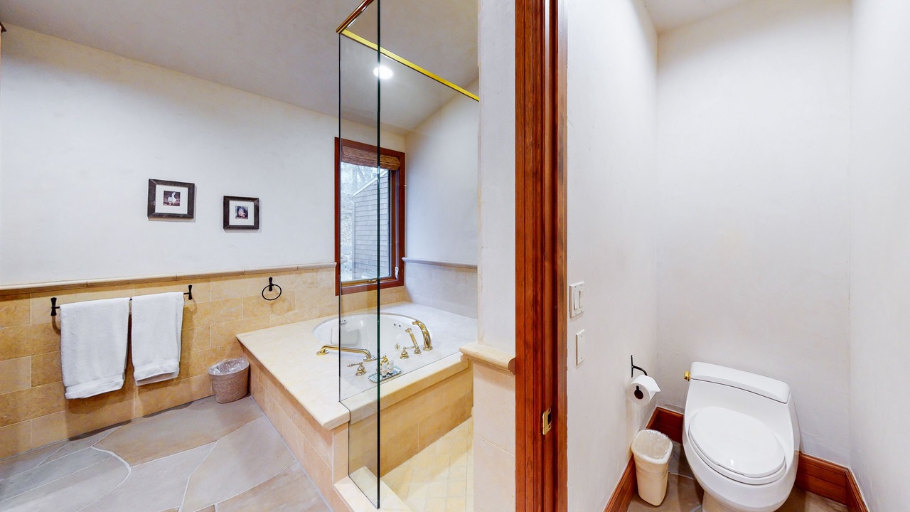 Photo of Bathroom in West End