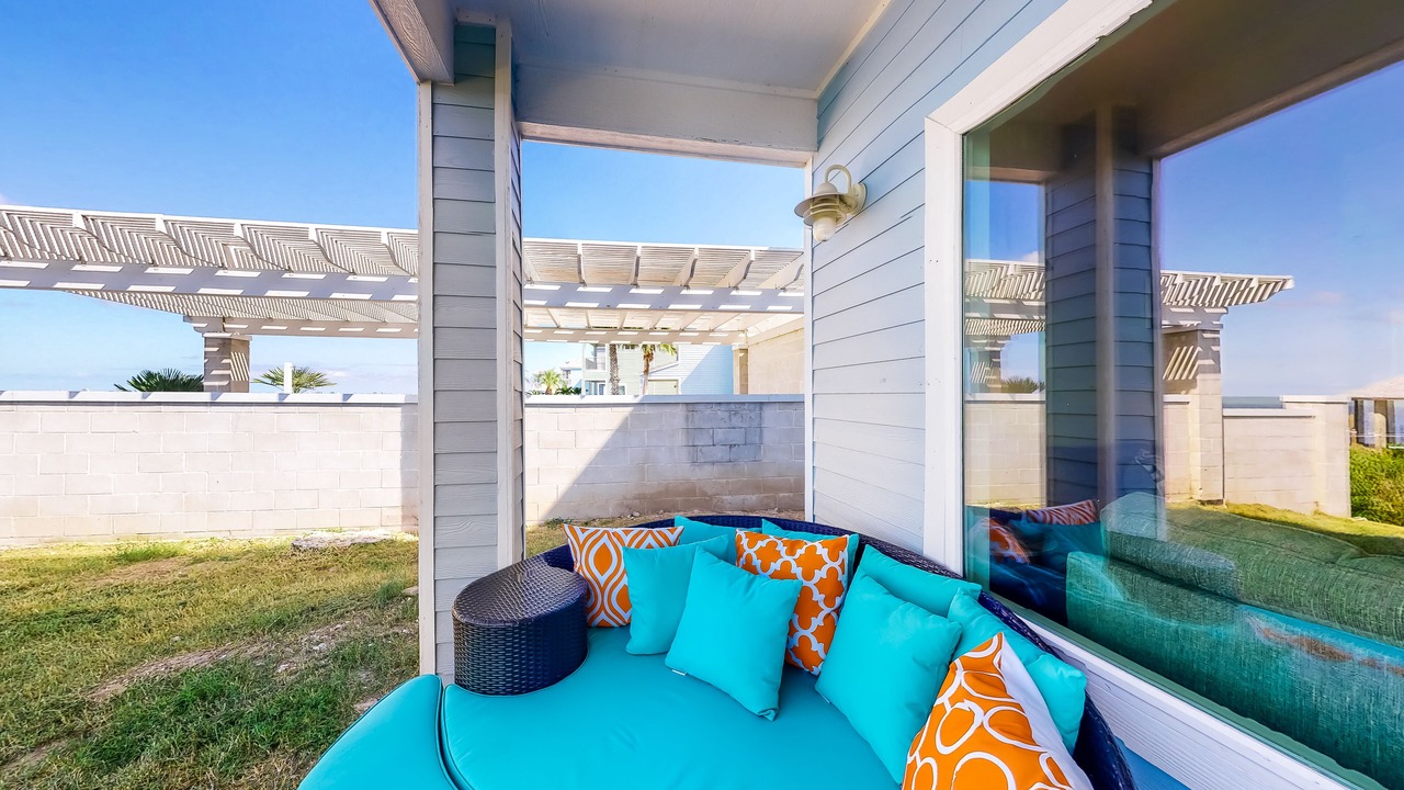 Photo of Patio Balcony in Port Isabel