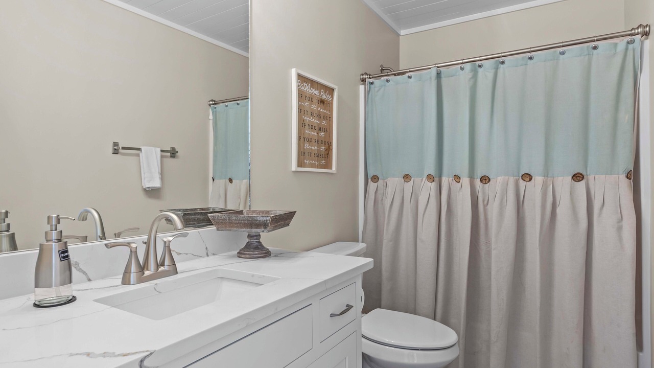 Photo of Bathroom in Eatonton