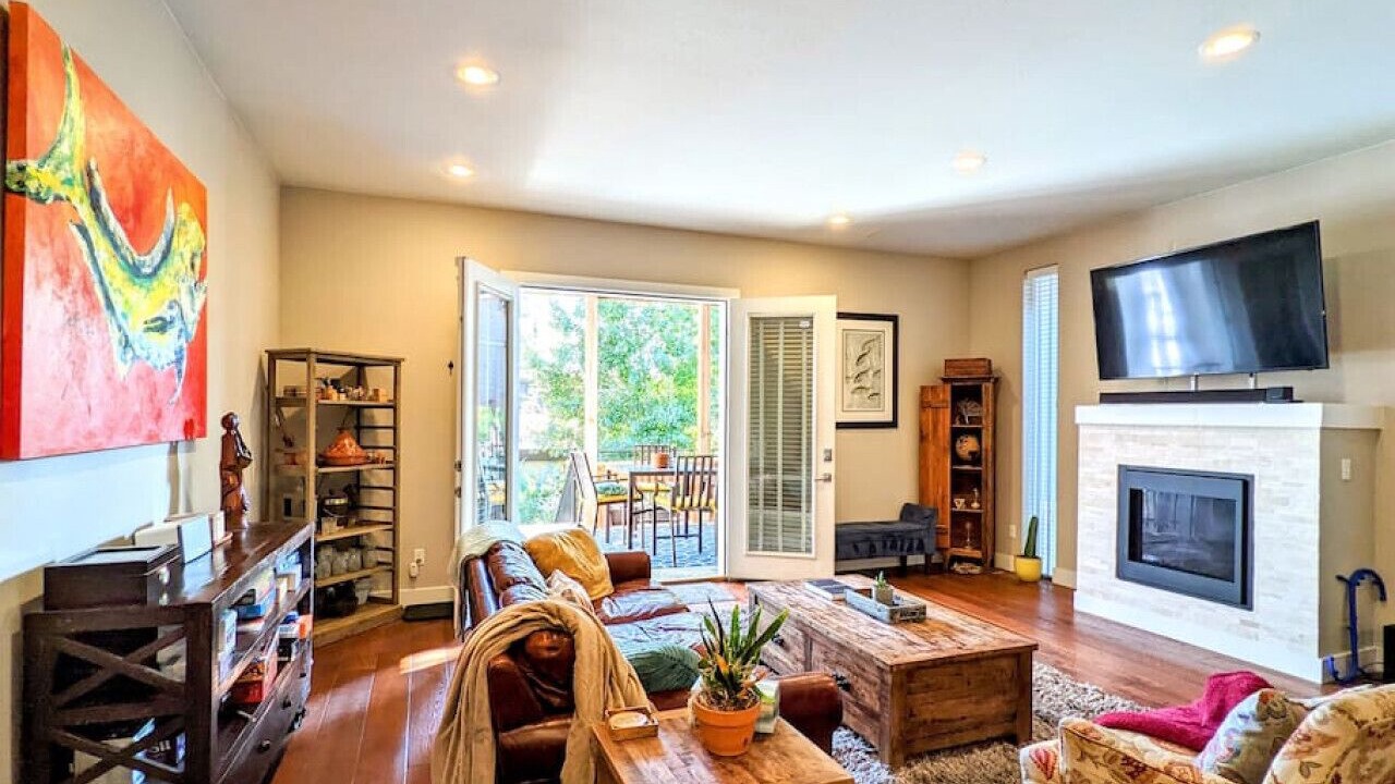 Photo of Livingroom in Sloan Lake
