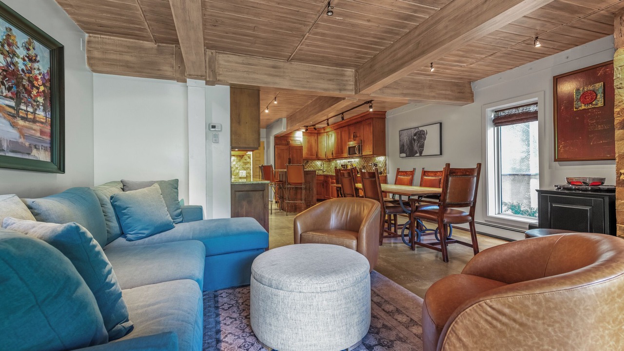 Photo of Livingroom in Snowmass Village