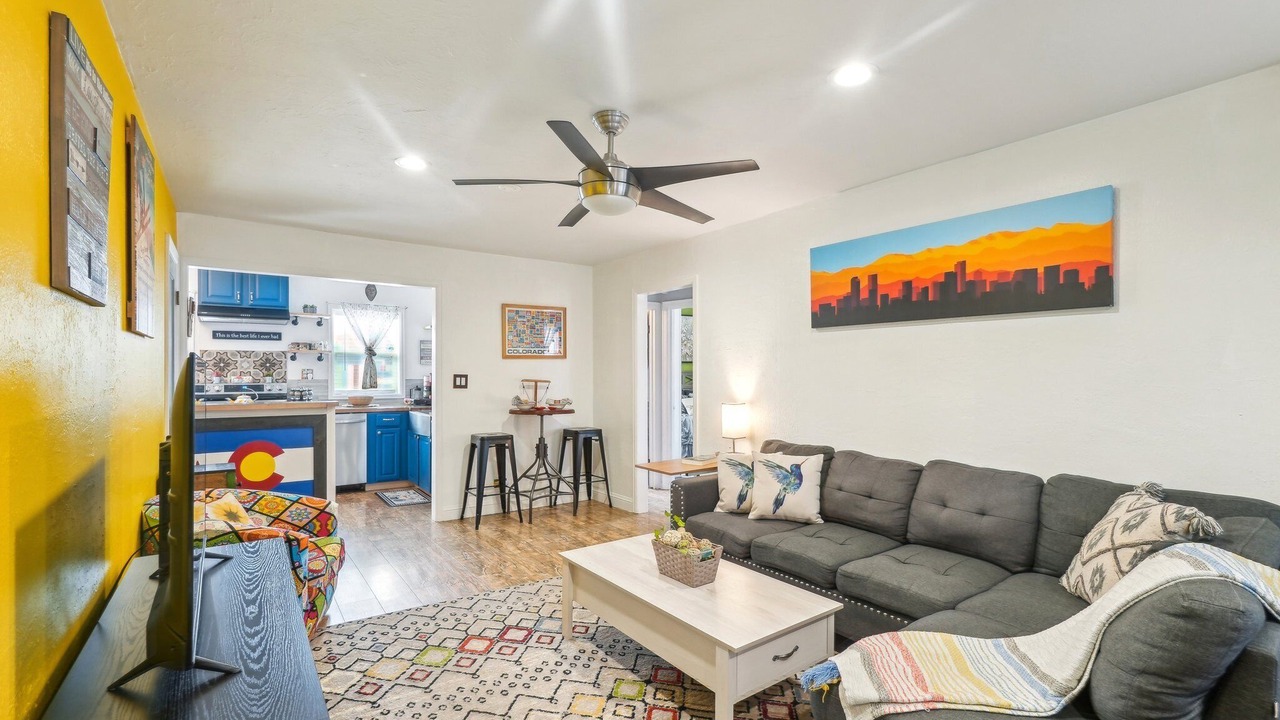 Photo of Livingroom in Lamar Heights Area