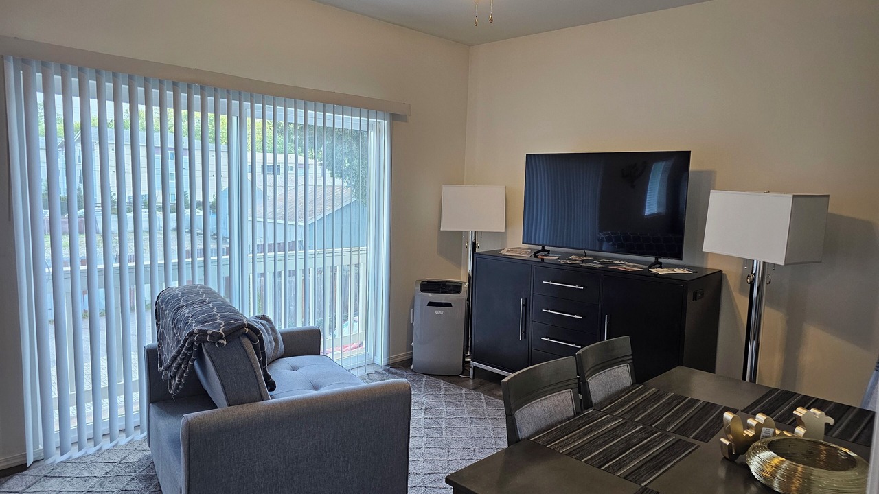Photo of Livingroom in Monroe