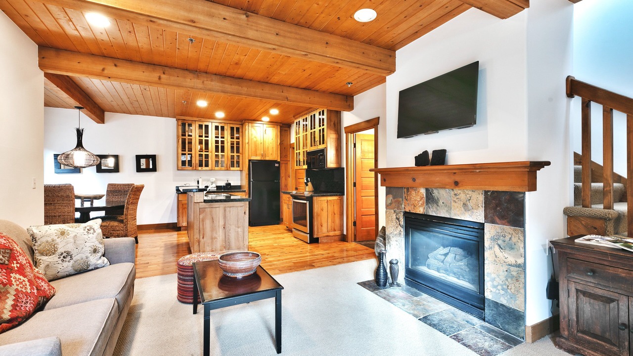 Photo of Livingroom in Deer Valley