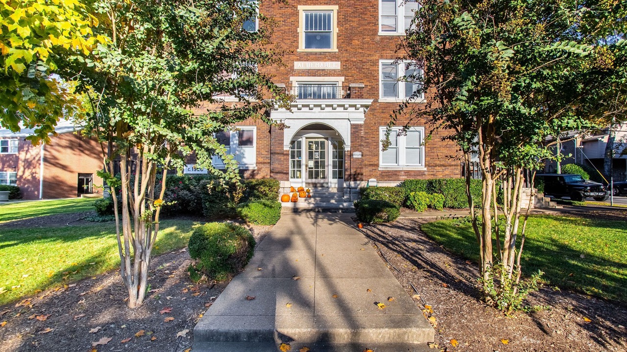 Photo of Outdoor in Hillsboro Village