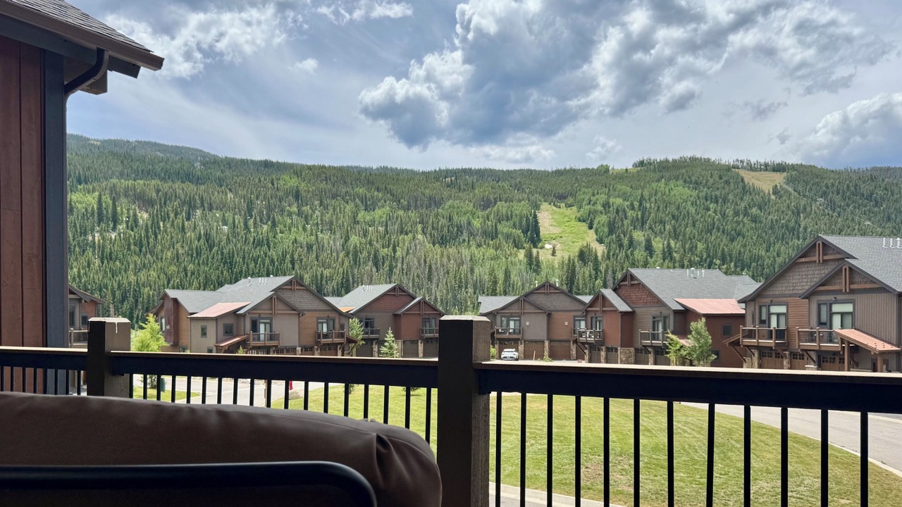 Photo of Outdoor in River Run
