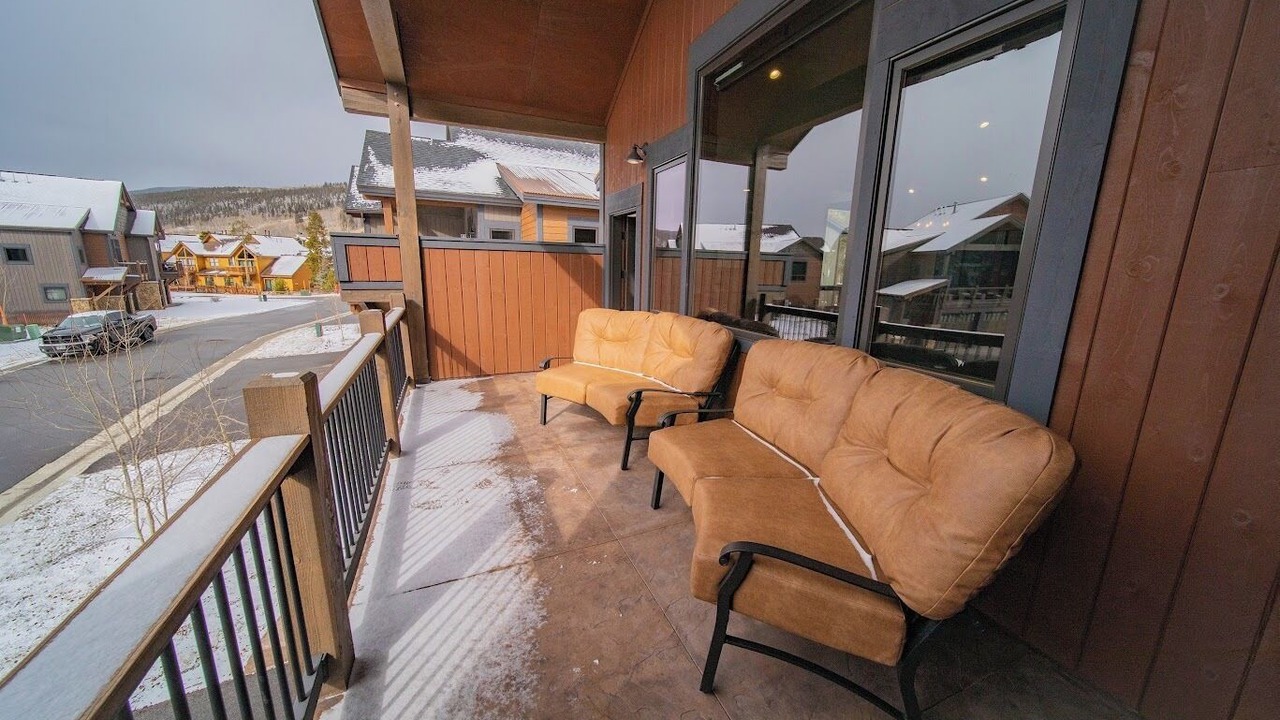 Photo of Outdoor in River Run