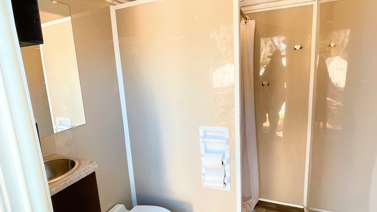 Photo of Bathroom in Fentress