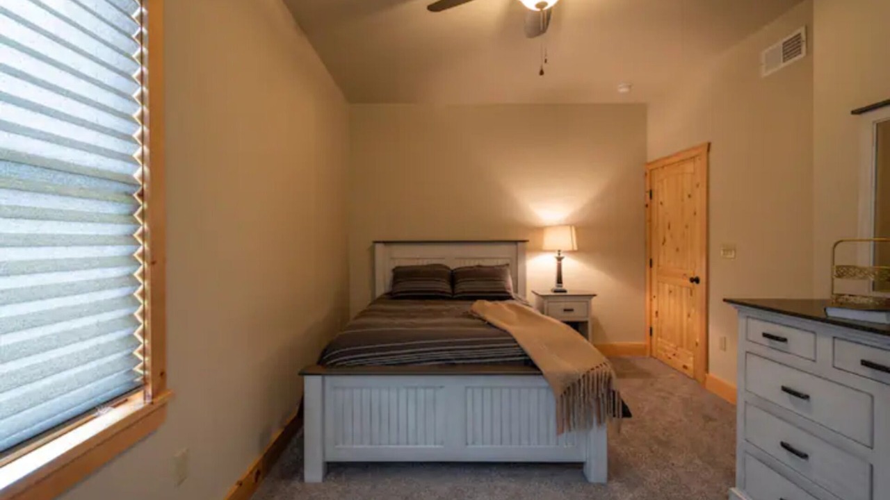 Photo of Bedroom in Elliottsburg