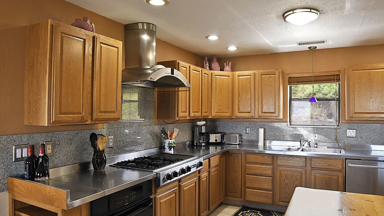 Photo of Kitchen in Alamogordo