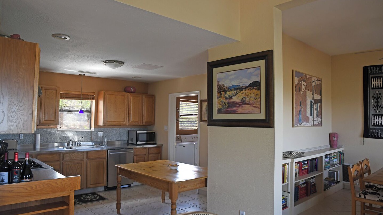 Photo of Kitchen in Alamogordo