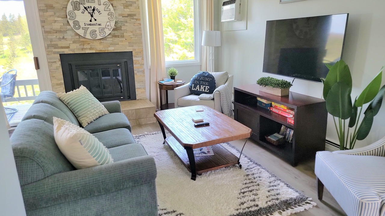 Photo of Livingroom in Acme
