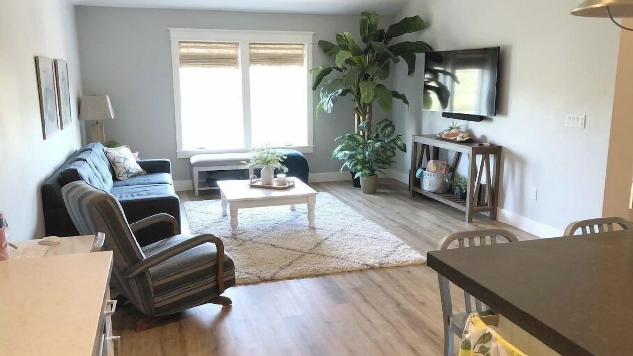 Photo of Livingroom in North Ridge