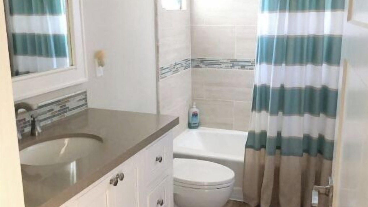 Photo of Bathroom in North Ridge