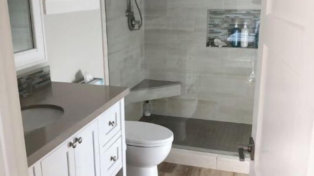 Photo of Bathroom in North Ridge