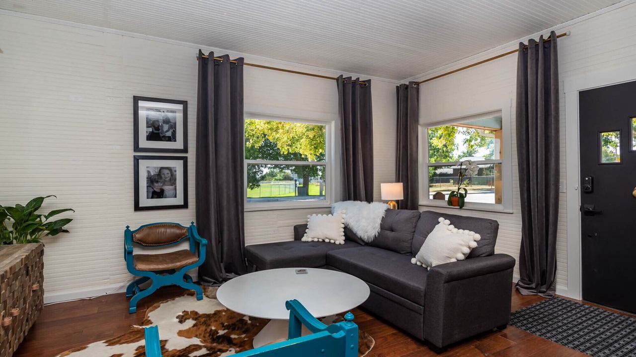 Photo of Livingroom in Louisville