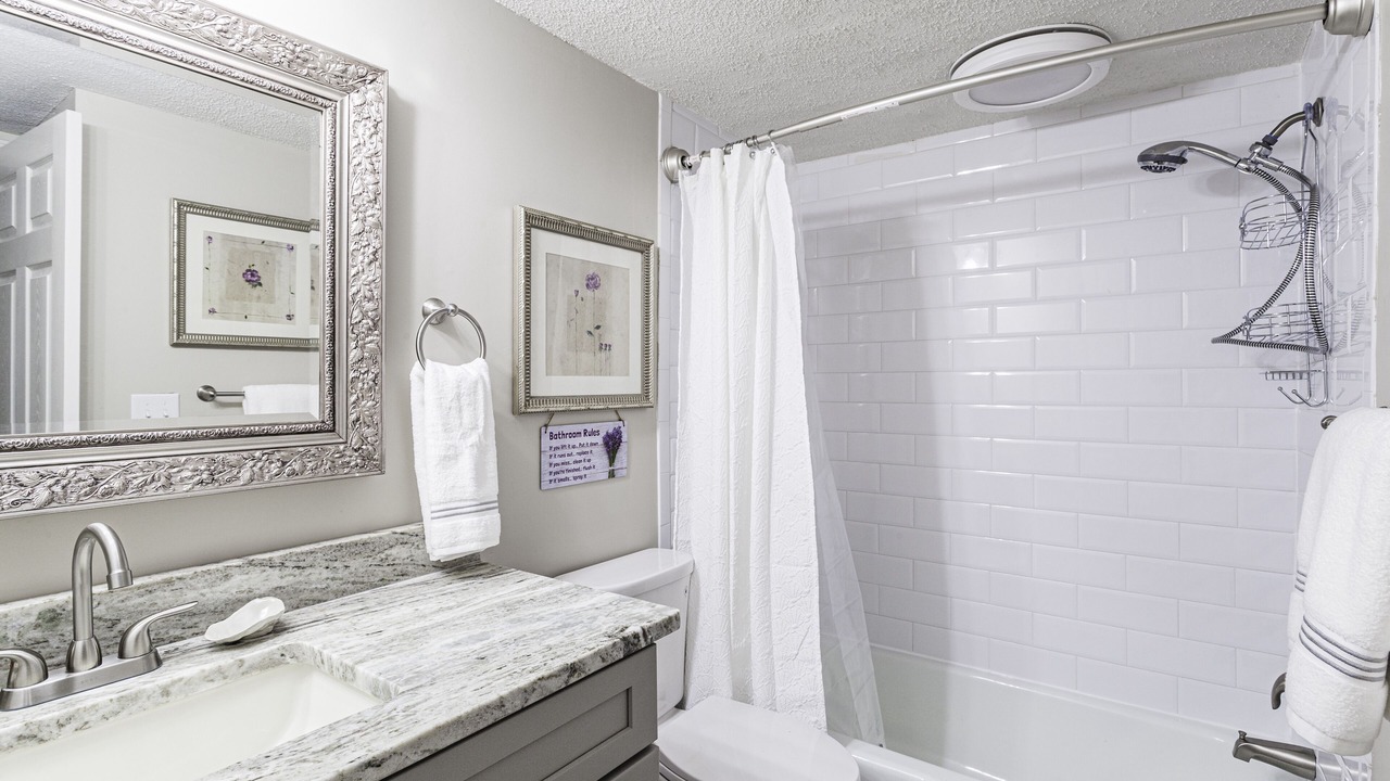 Photo of Bathroom in Ellendale