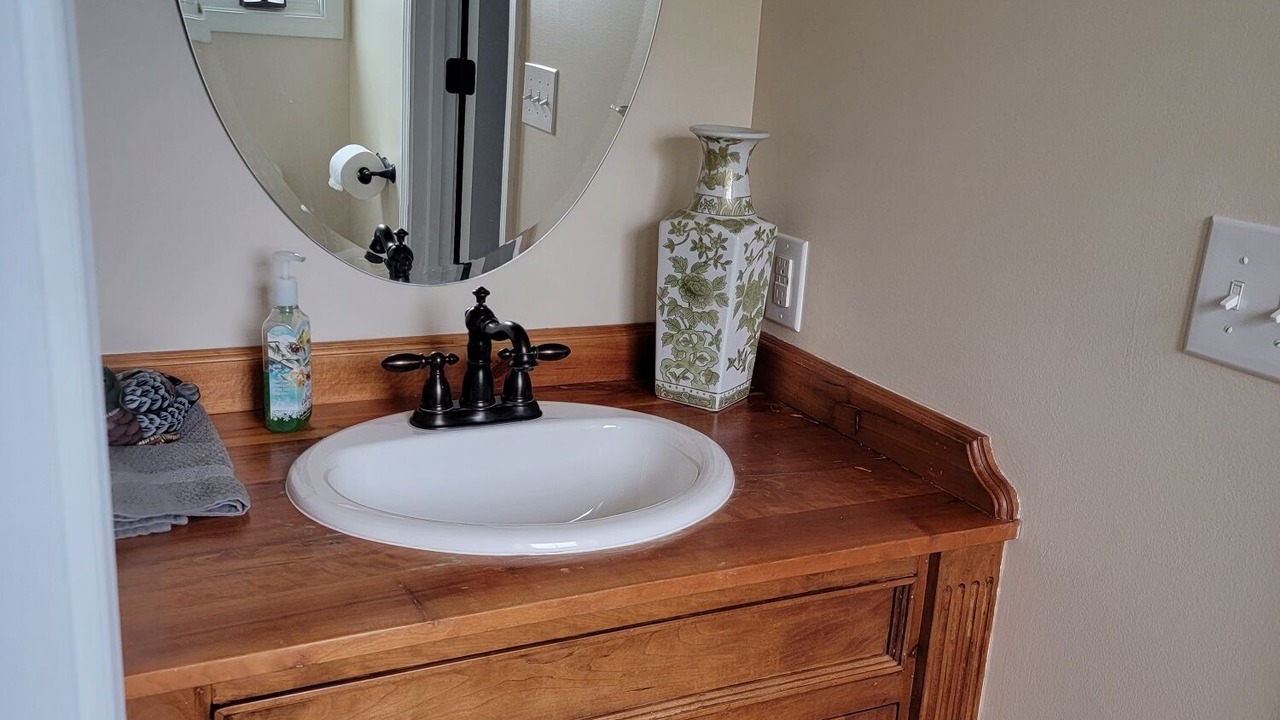 Photo of Bathroom in Ten Mile