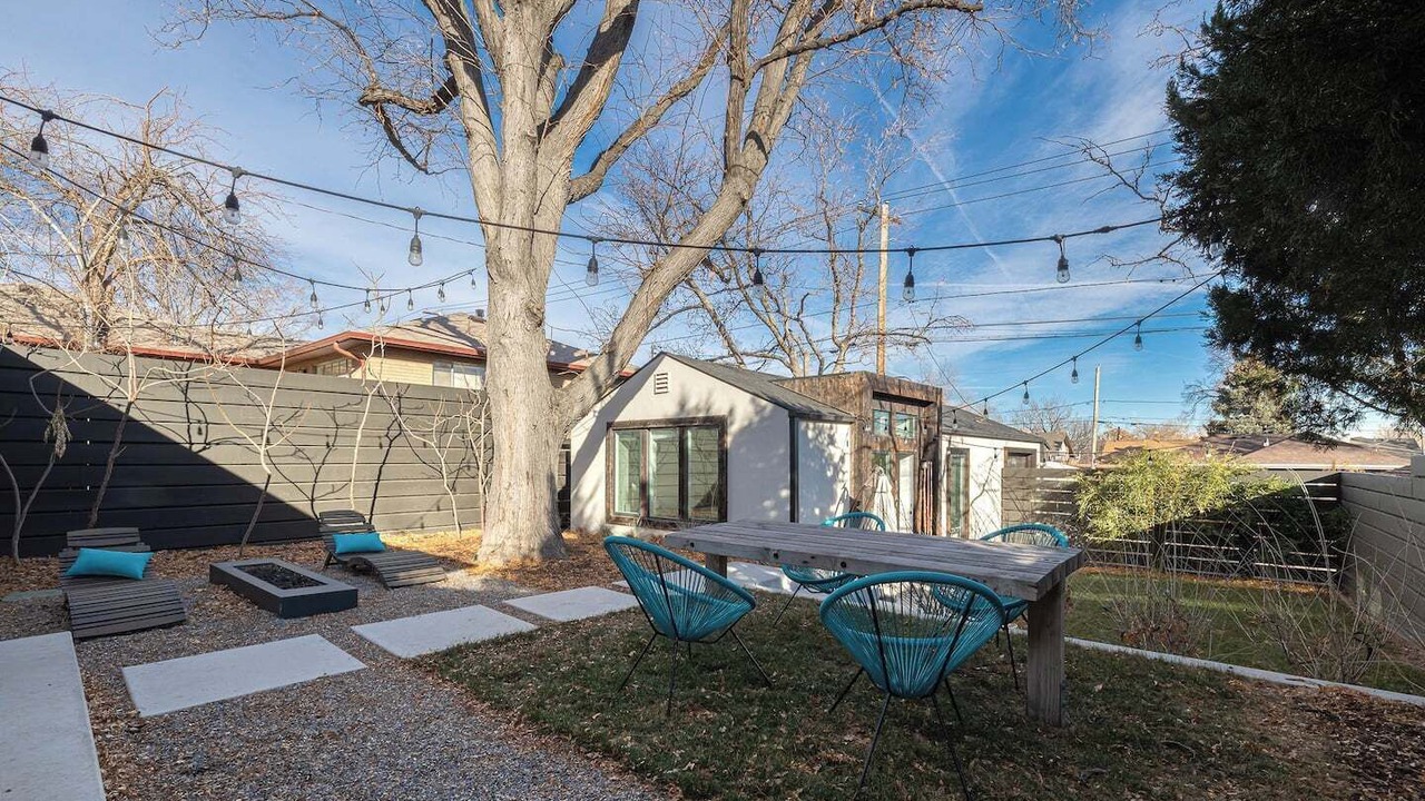 Photo of Outdoor in Sunnyside