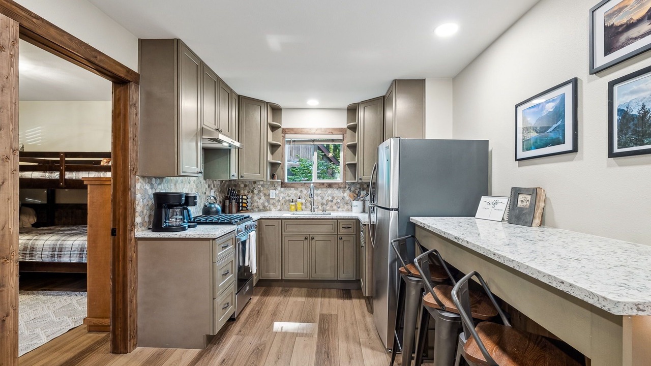 Photo of Kitchen in Gold Bar