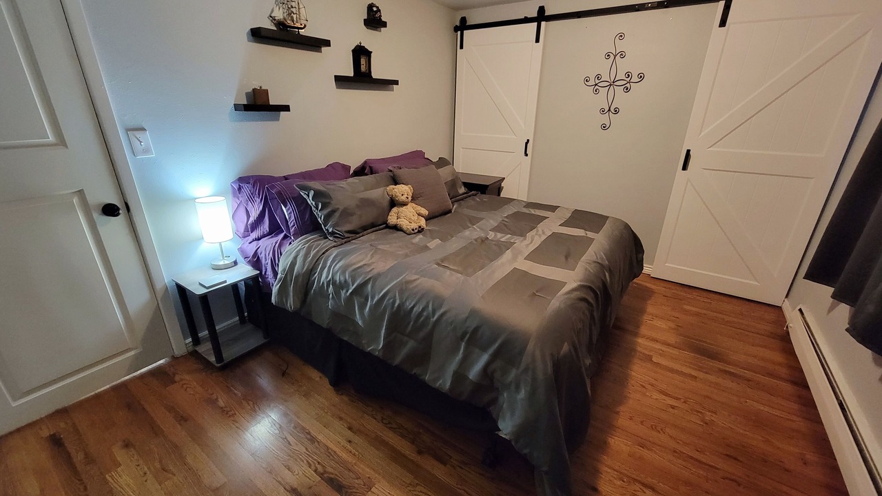 Photo of Bedroom in Columbine Valley