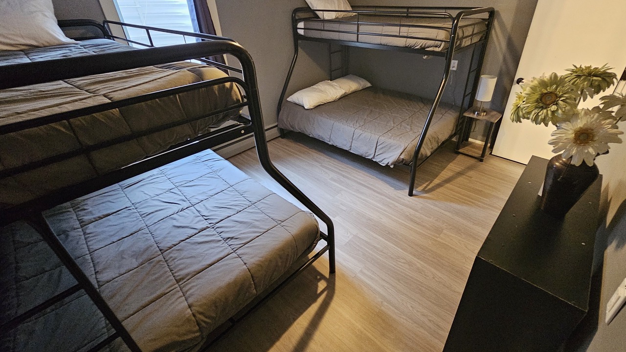 Photo of Bedroom in Columbine Valley