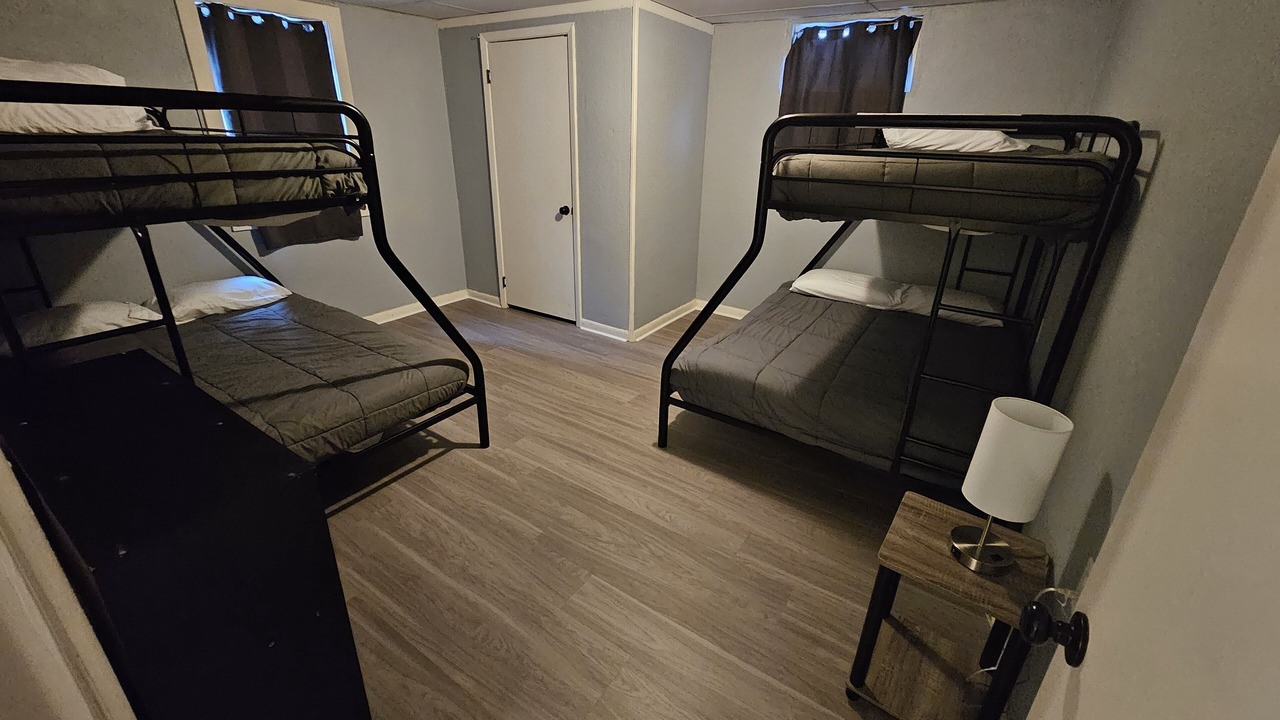 Photo of Bedroom in Columbine Valley
