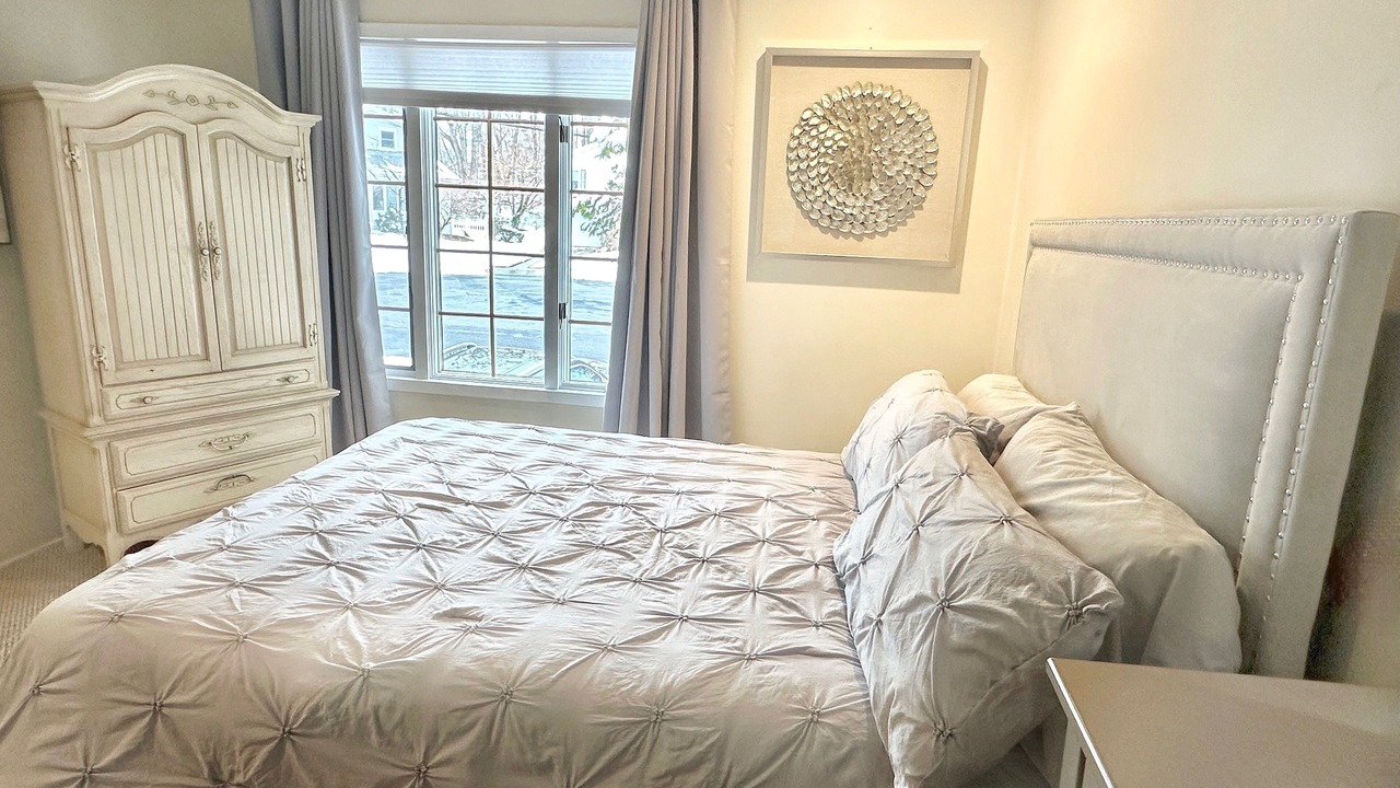 Photo of Bedroom in Port Washington