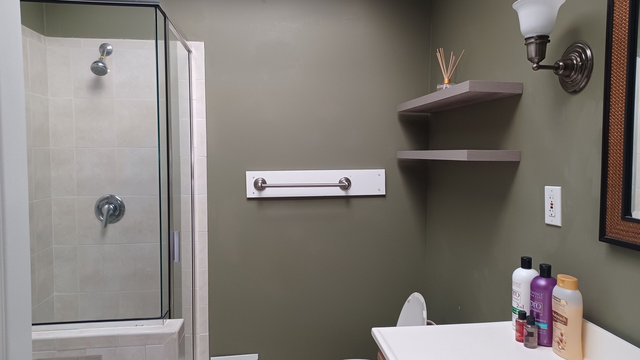 Photo of Bathroom in Port Washington