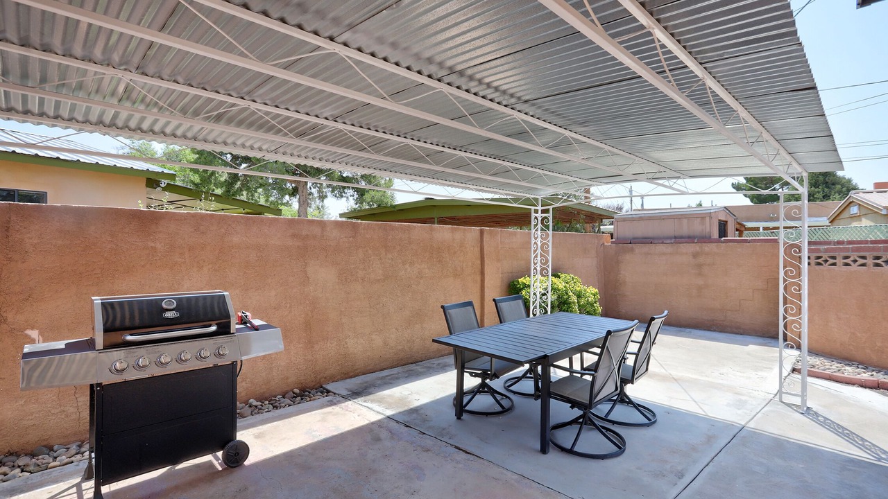 Photo of Outdoor in Rio Grande Blvd