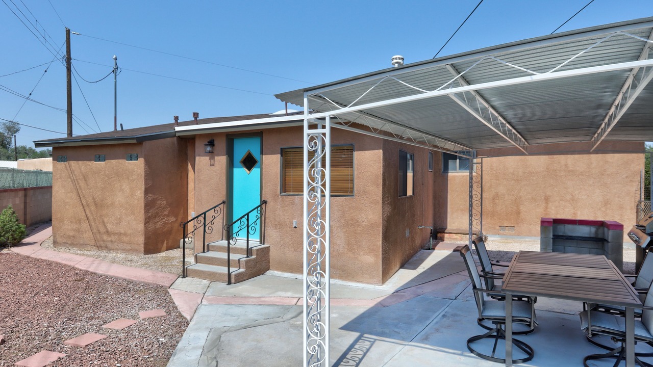 Photo of Outdoor in Rio Grande Blvd