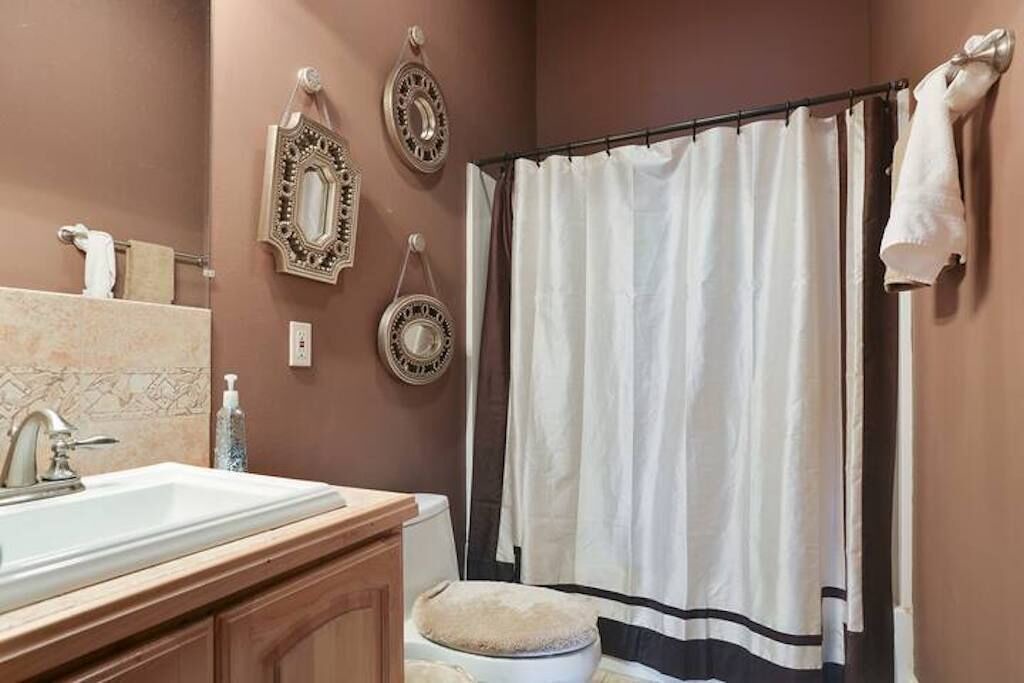 Photo of Bathroom in Bonnabel Place