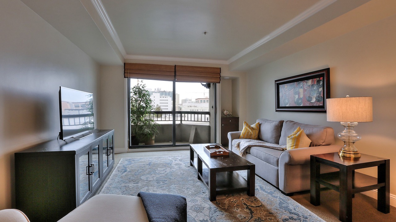 Photo of Livingroom in Civic Center