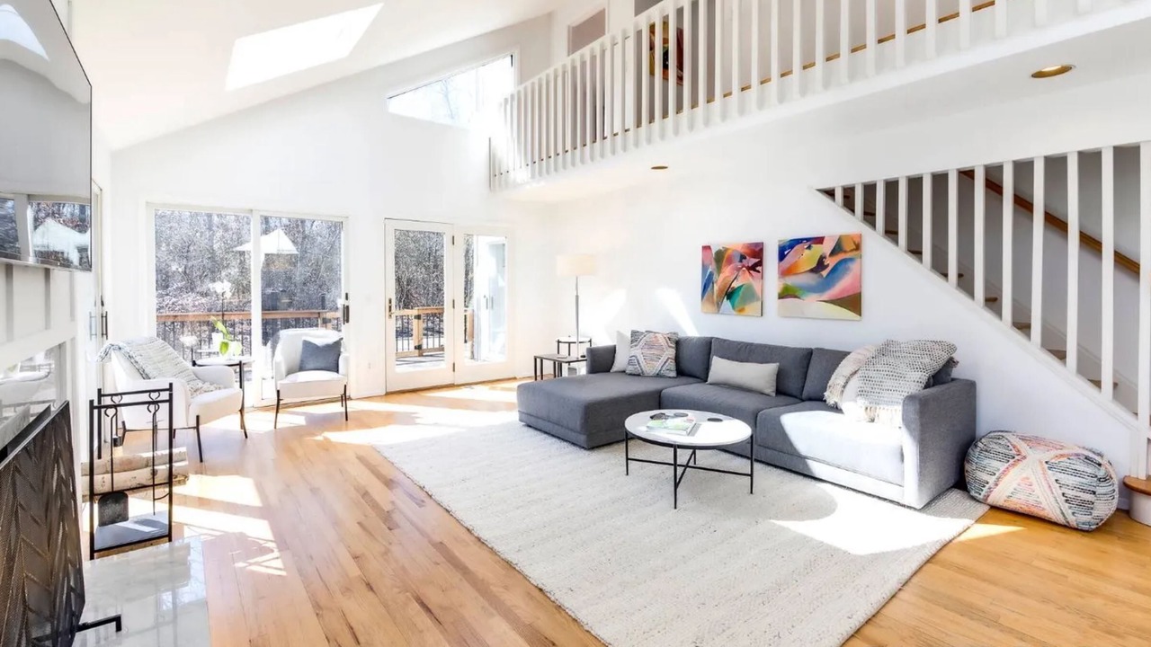 Photo of Livingroom in Sagaponack