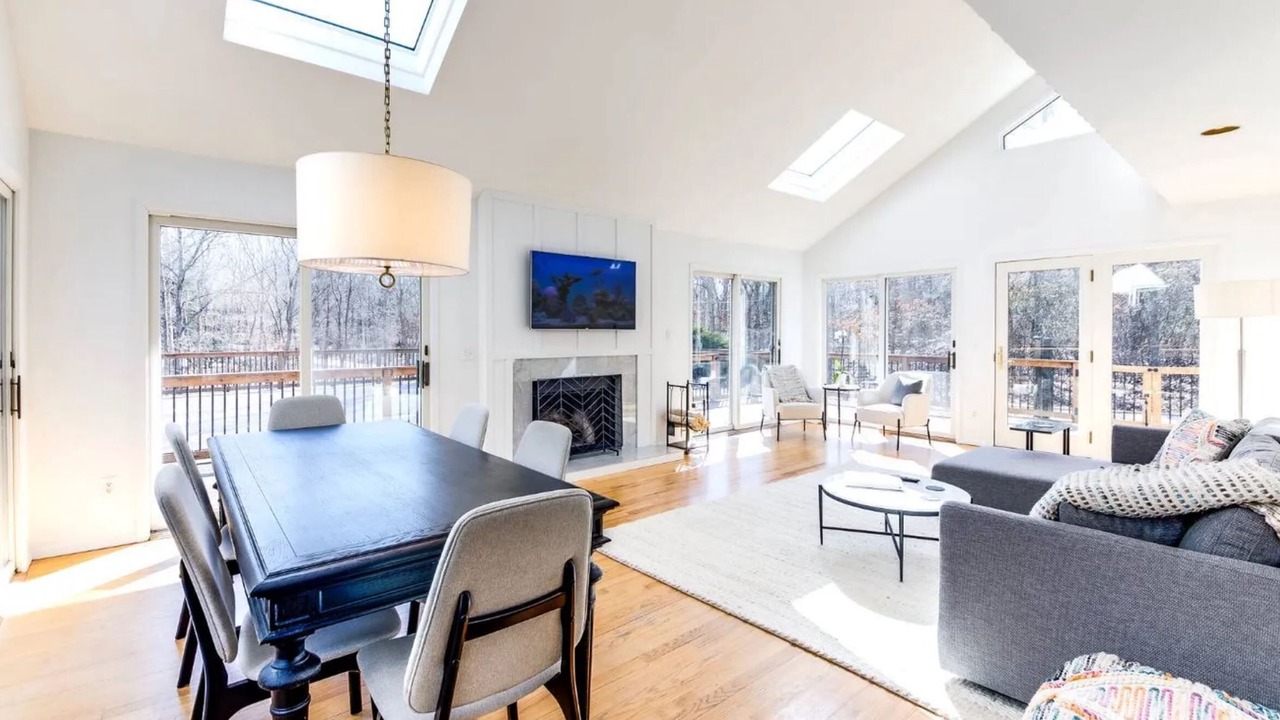 Photo of Livingroom in Sagaponack