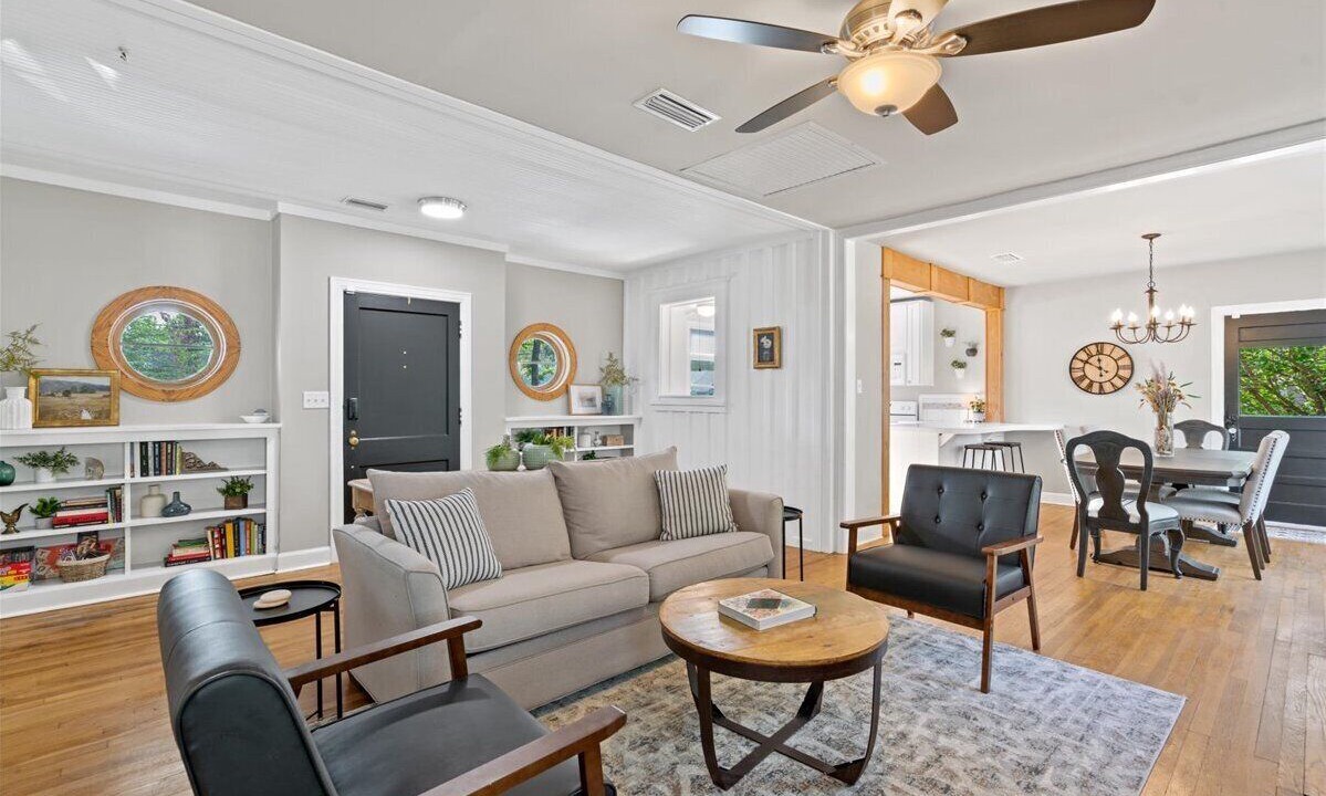Photo of Livingroom in Georgetown