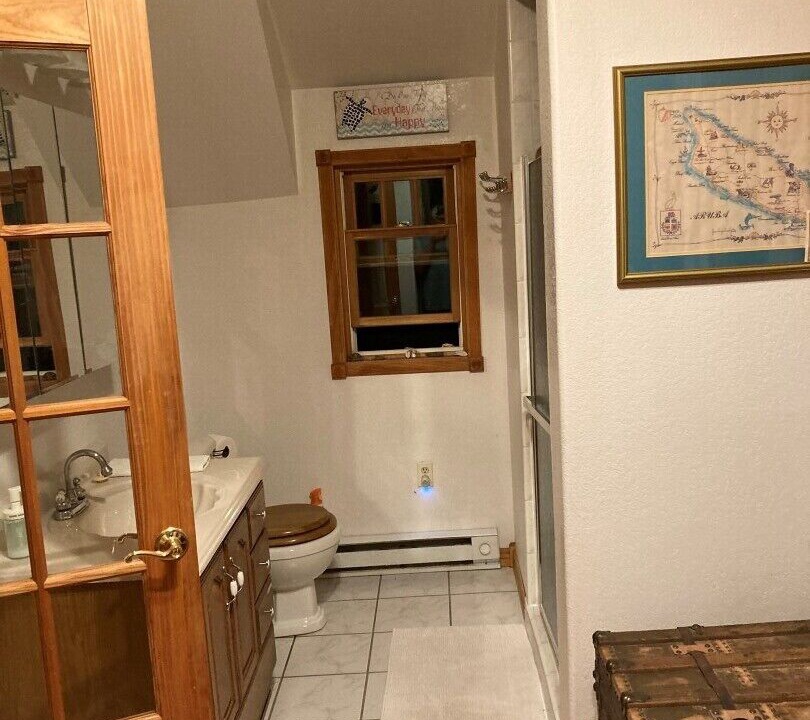 Photo of Bathroom in Golden