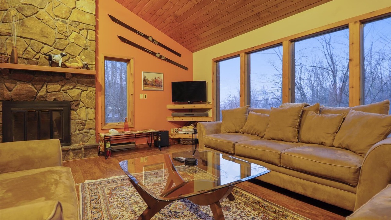 Photo of Livingroom in Northface