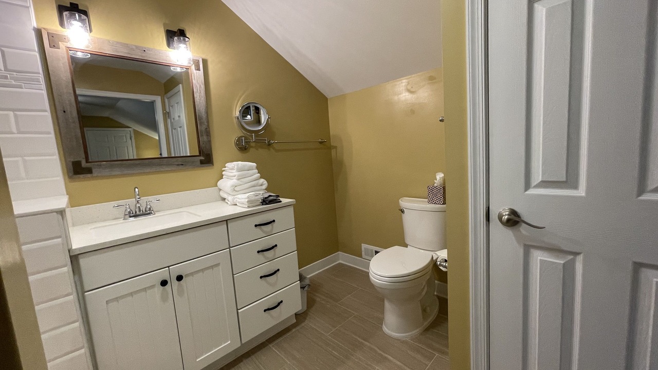 Photo of Bedroom in Berkeley Springs
