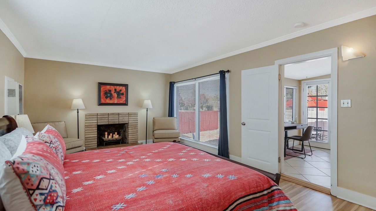 Photo of Bedroom in Nob Hill