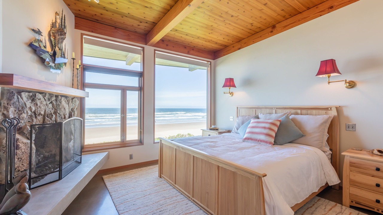 Photo of Livingroom in Arch Cape