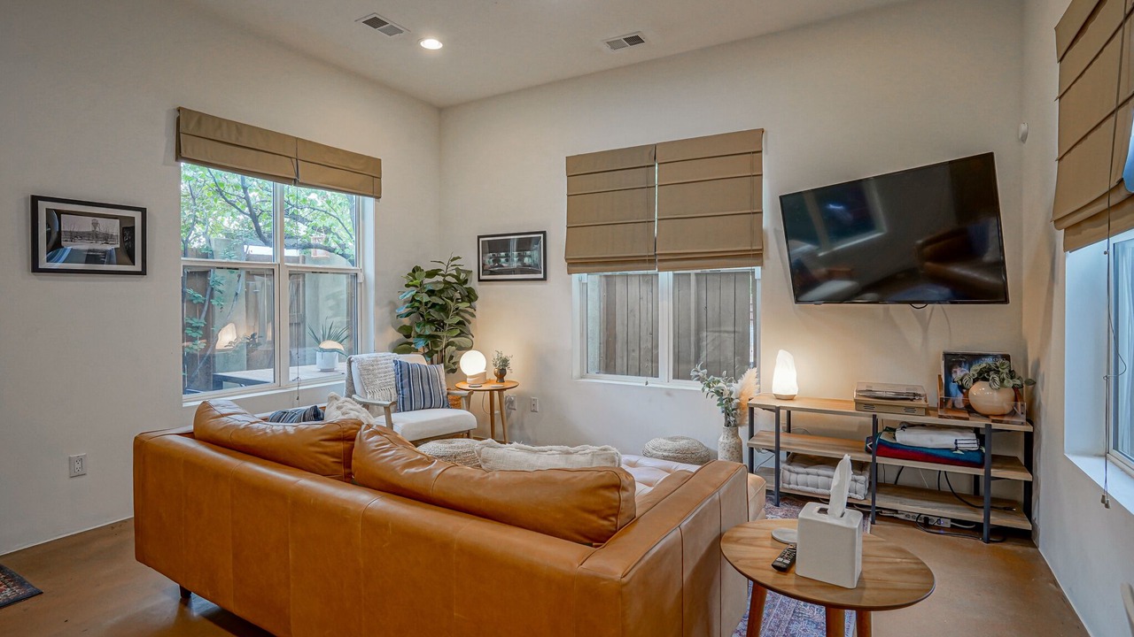 Photo of Bedroom in Downtown Albuquerque