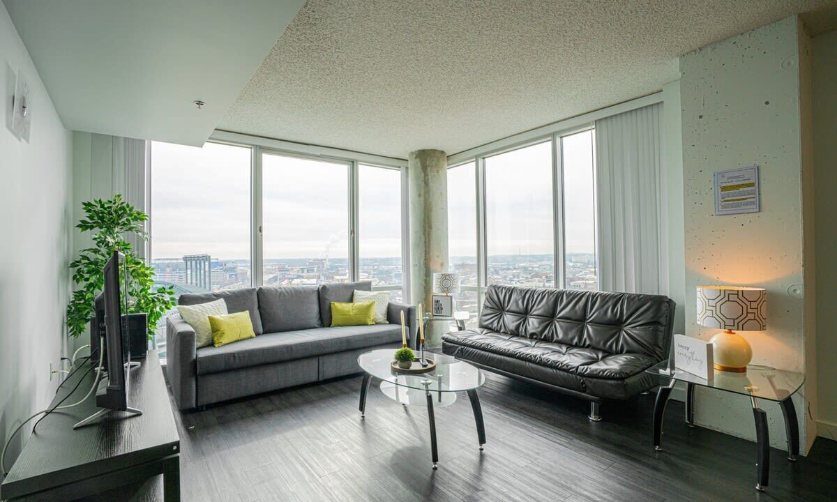 Photo of Livingroom in Downtown West