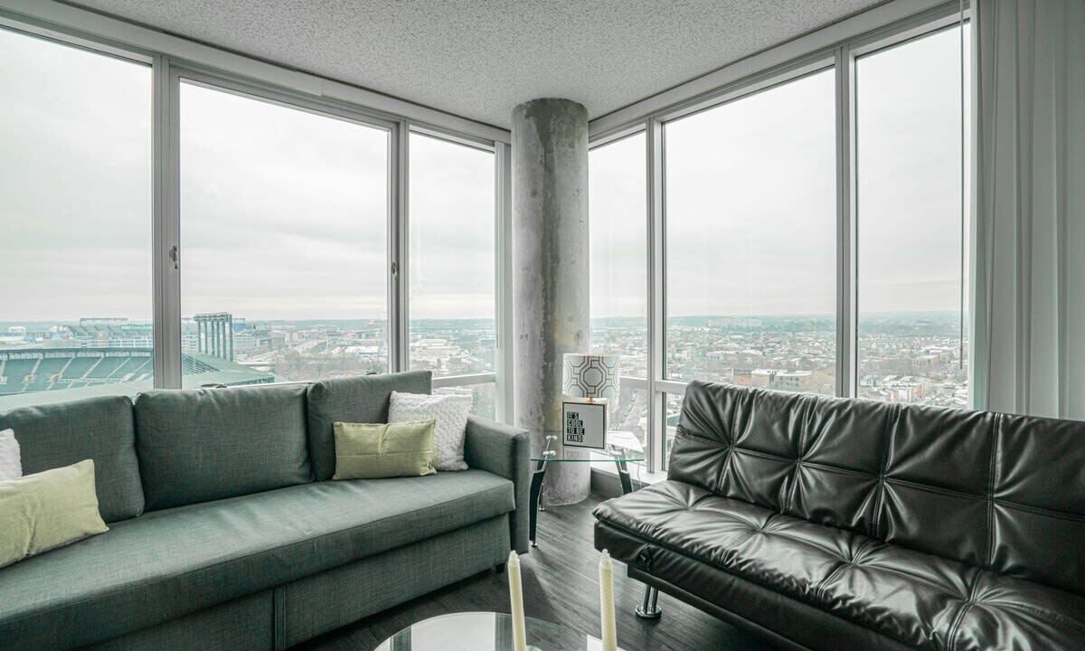 Photo of Livingroom in Downtown West